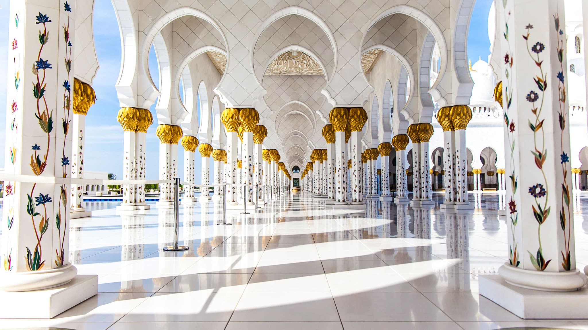 Grand Mosque Abu Dhabi Stopover Tour