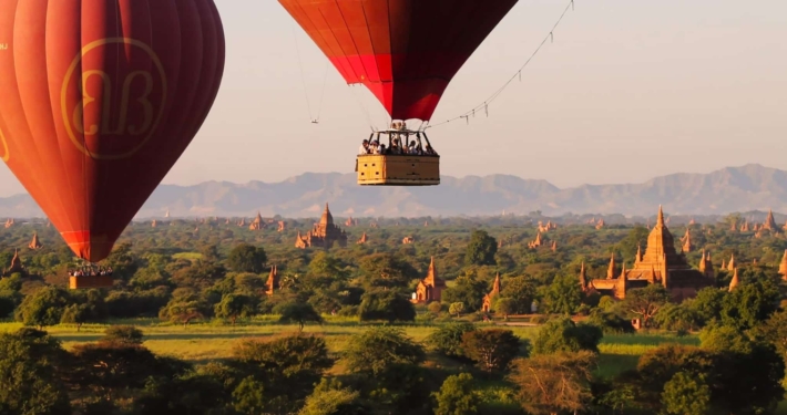 Balloons over Bagan review