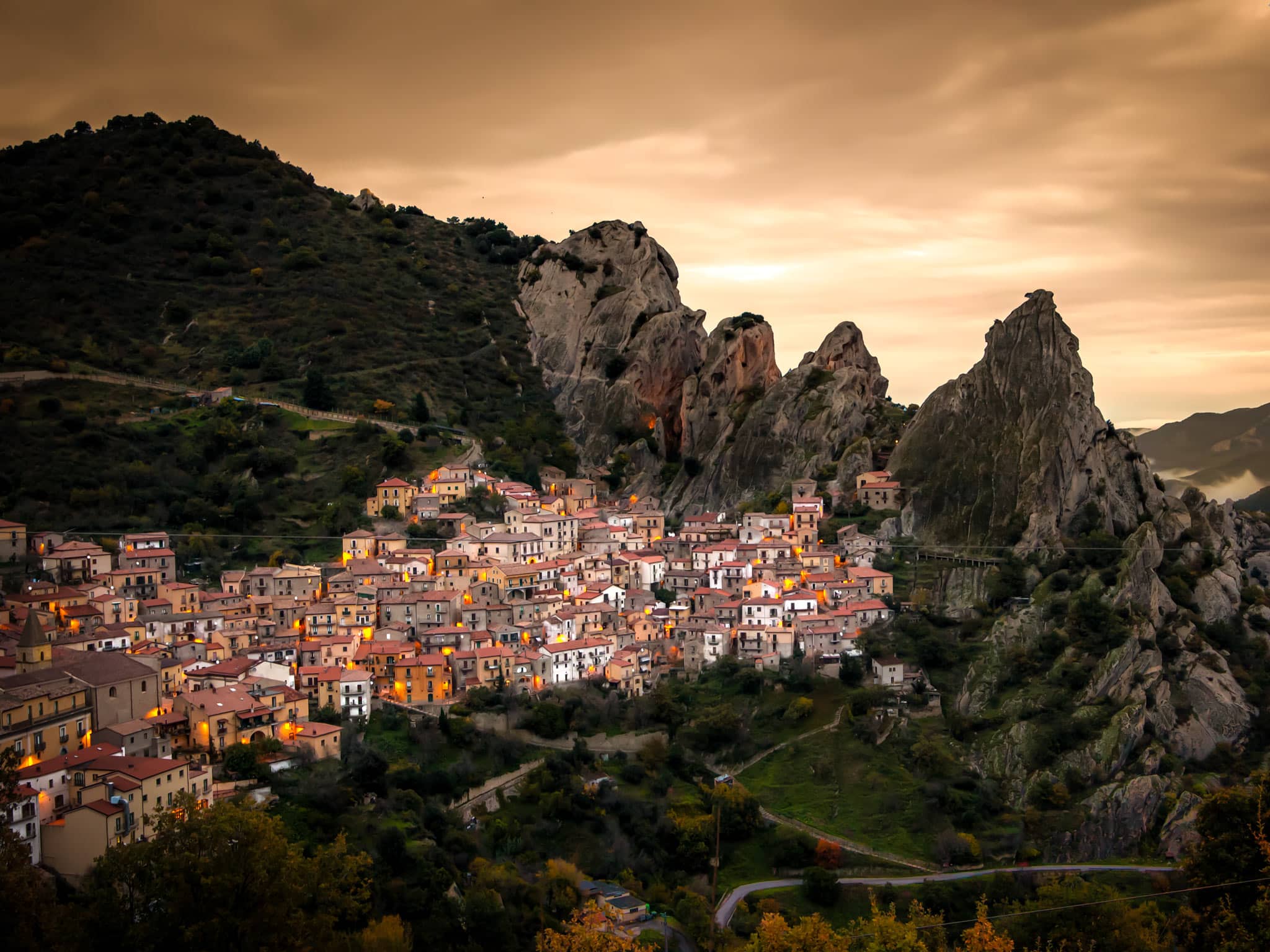 Castelmezzano, one of the prettiest hidden gems in Europe headimg