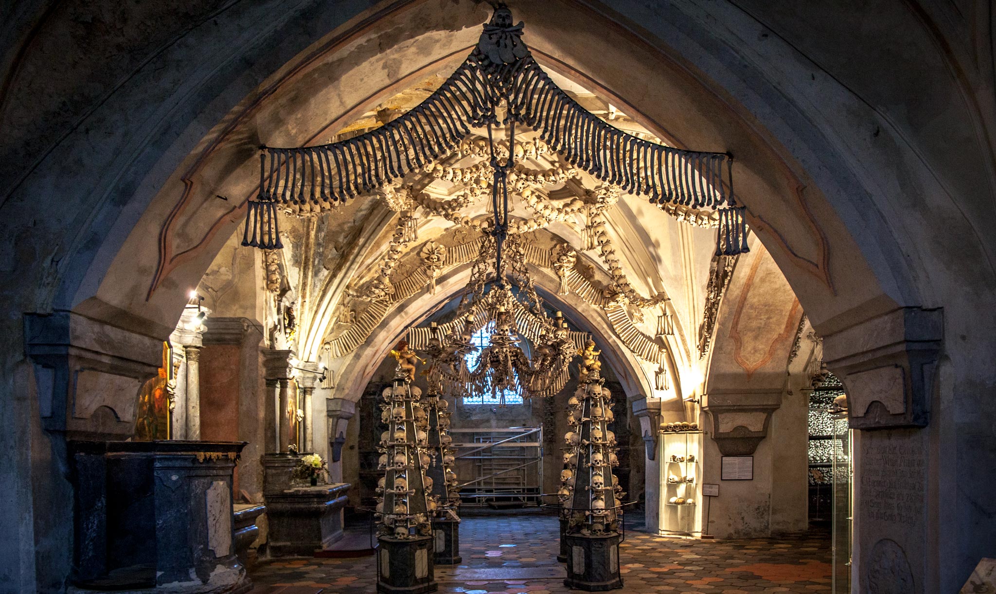 Kutna Hora bone church