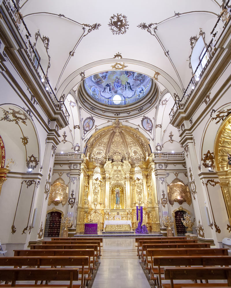 The hidden church in the muBBla museum in Lorca Spain with white walls and gold detail