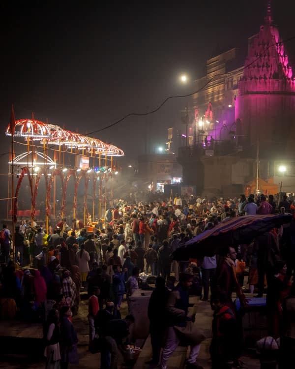 Evening aarti at Dashashwamedh Ghat